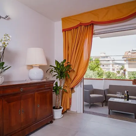 As 10 House Guest house 3*