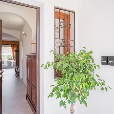 Penzion As 10 House Olbia
