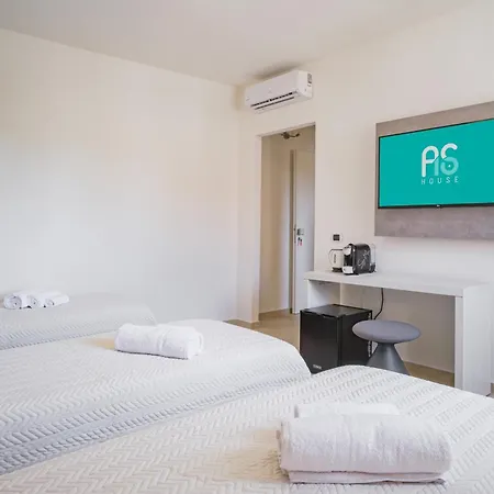 As 10 House