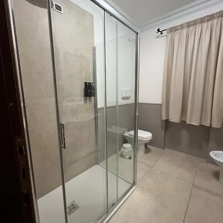 Guest house As 10 House *