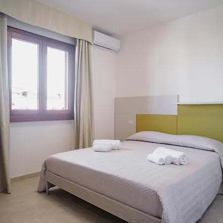 As 10 House 奧爾比亞